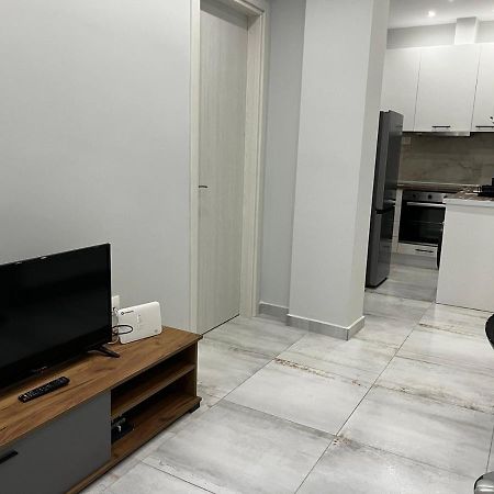 塞萨洛尼基Modern Flat Ag. Dimitriou公寓 外观 照片