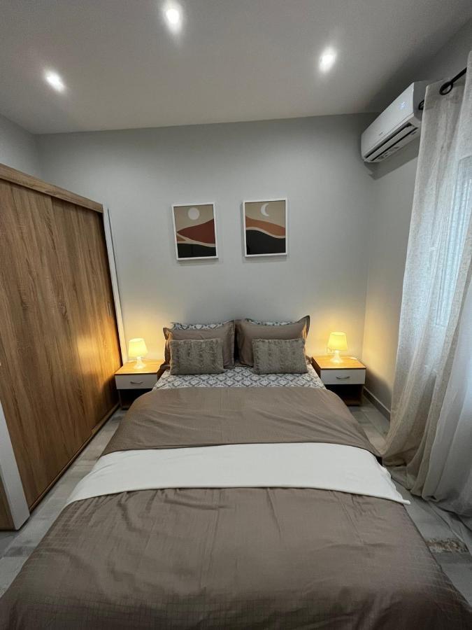 塞萨洛尼基Modern Flat Ag. Dimitriou公寓 外观 照片