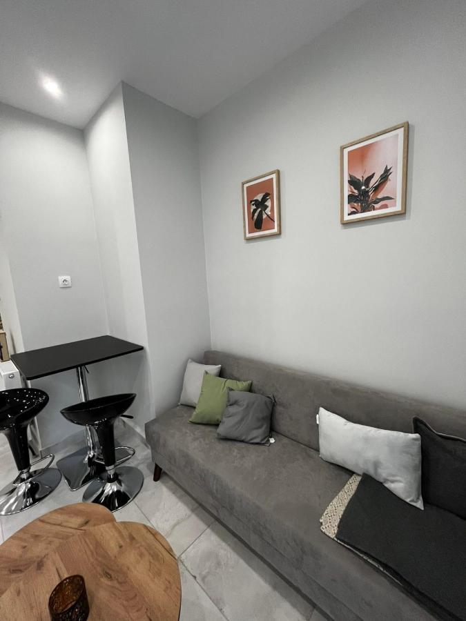 塞萨洛尼基Modern Flat Ag. Dimitriou公寓 外观 照片